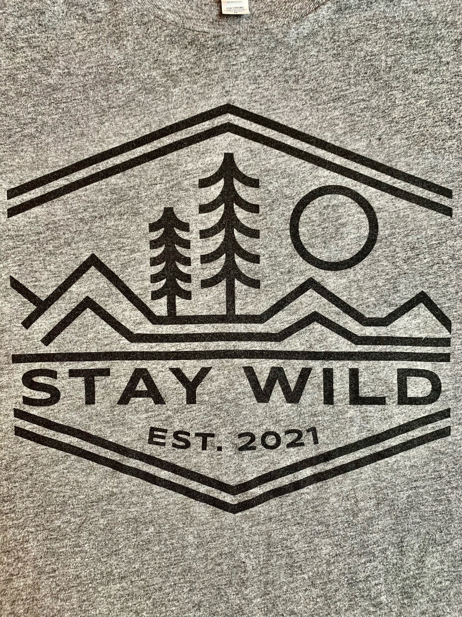  California Stay Wild Golden State T-shirt apparel : Clothing,  Shoes & Jewelry